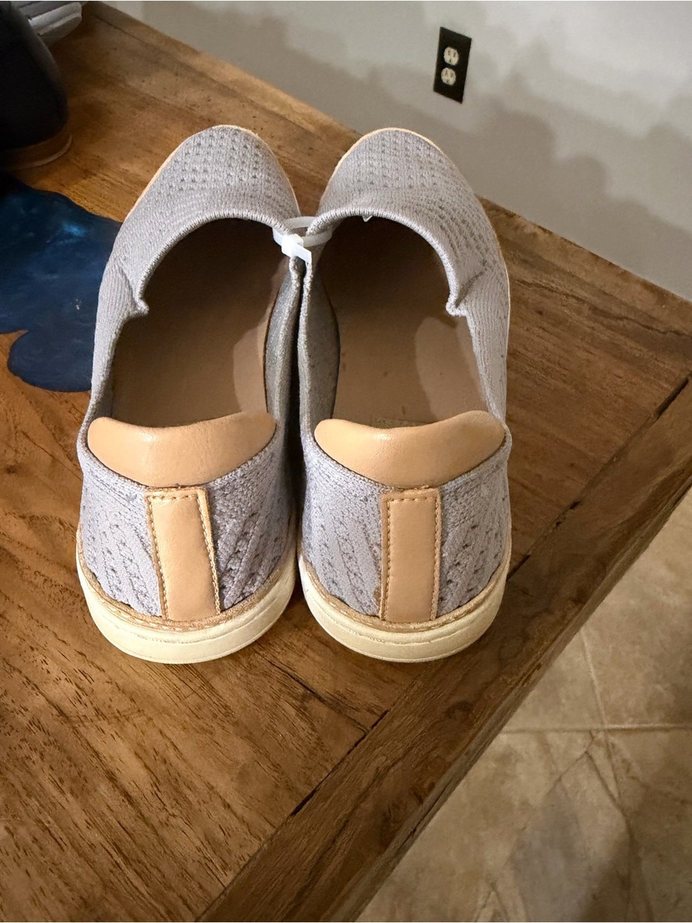 UGG Light‎ Gray Knit Slip-On Mules - Picture 3 of 5
